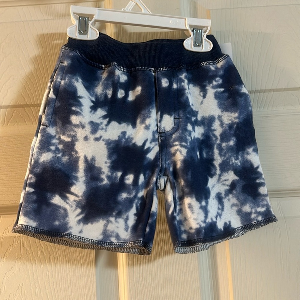 CALVIN KLEIN JEANS BABY TIE DYE SHORTS: BLUE: NEW WITH TAGS: SIZE 18 MTH